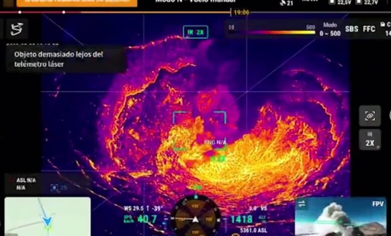 Dron sobrevuela cráter del Popocatépetl | Video