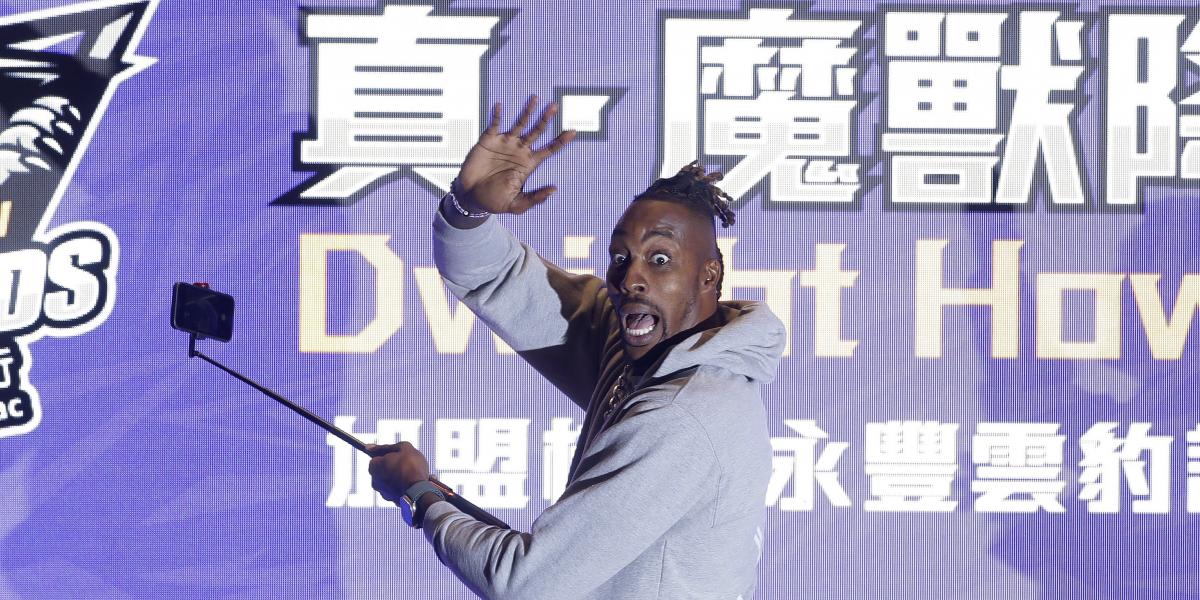 Dwight Howard invita las grandes decepciones de los playoffs a ir a Taiwán