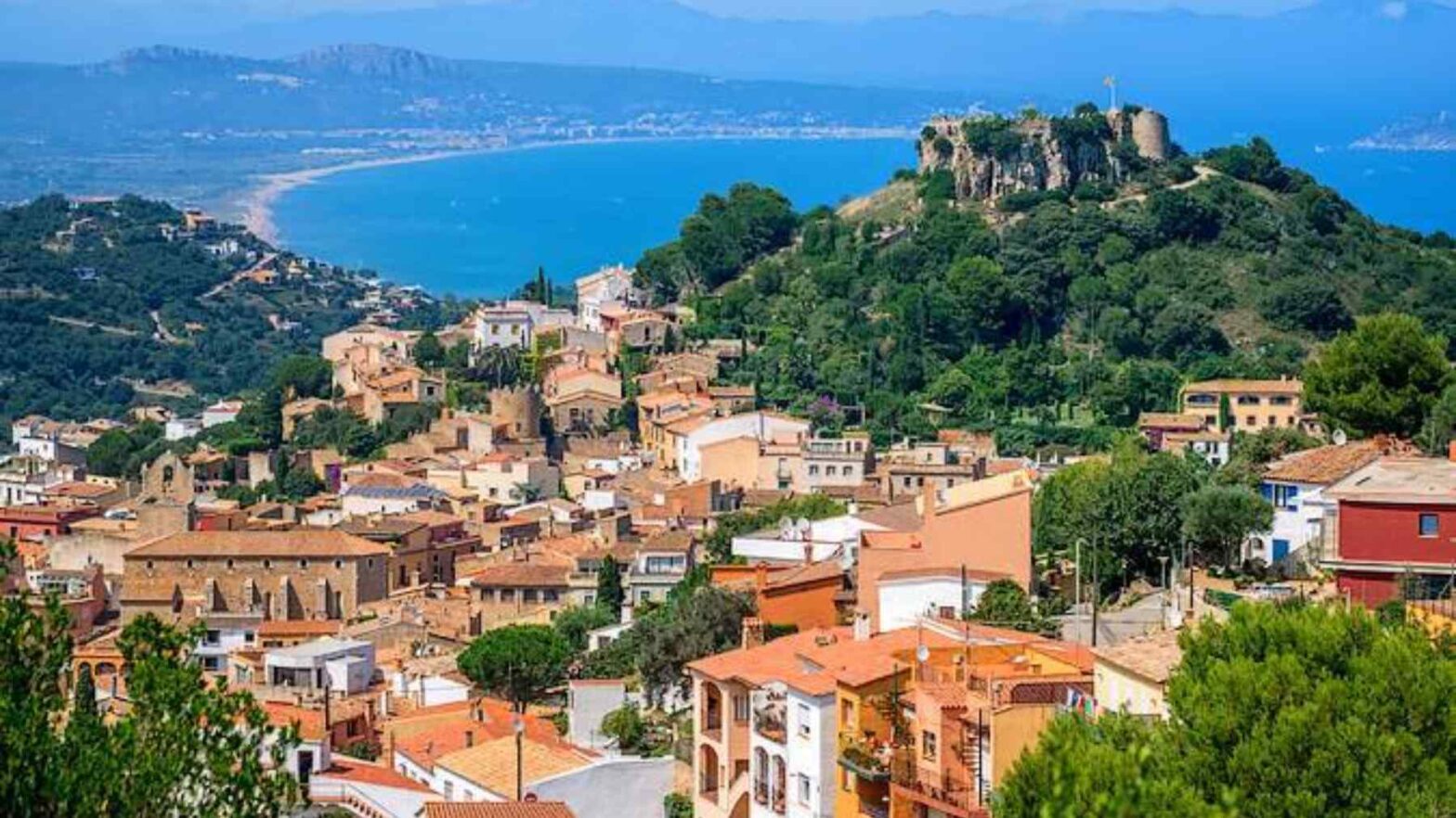 El alucinante pueblo medieval de España que te enamorará a primera vista