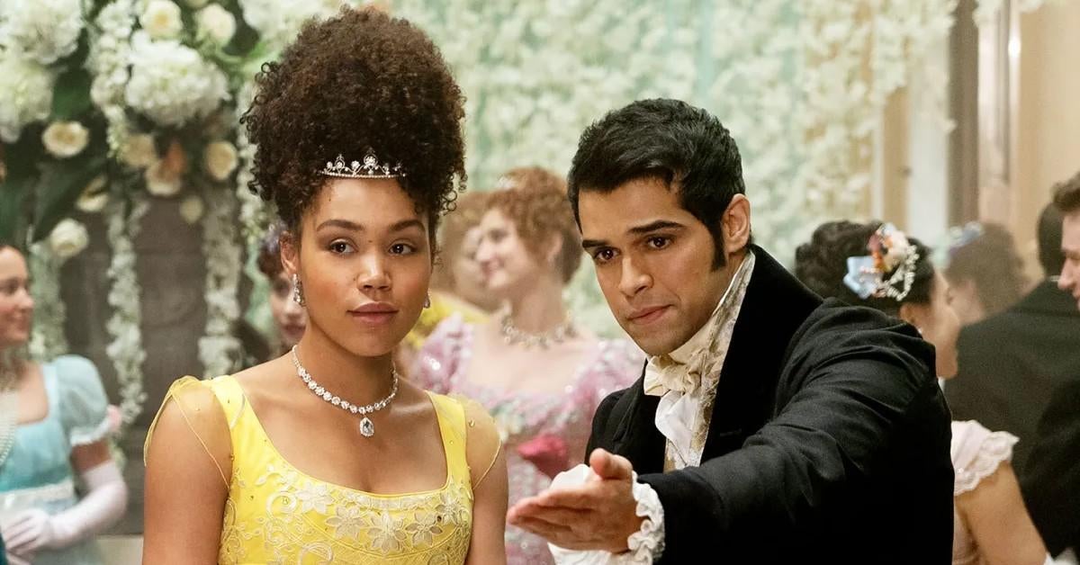 El autor de Bridgerton defiende los cambios divisivos realizados en las historias de la serie de Netflix