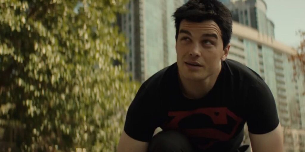 El enorme cameo final de DC de Titans y lo que significa para Superboy explicado
