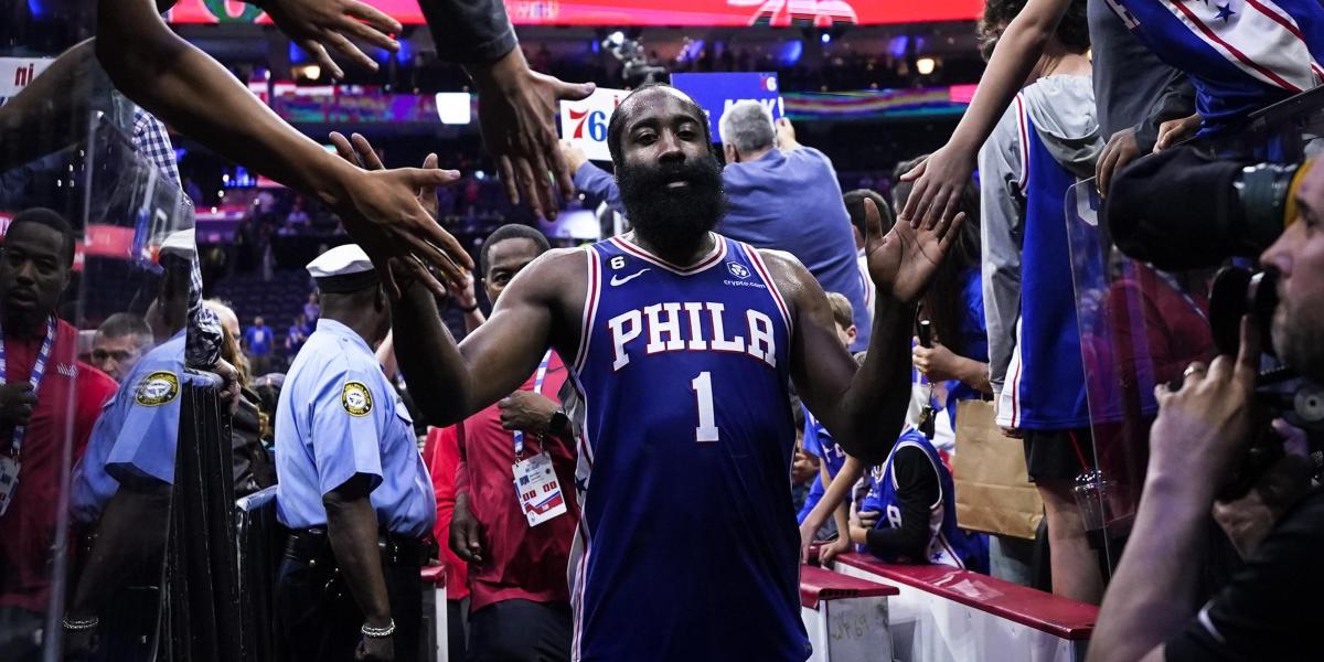 El futuro incierto de James Harden: "No he pensado en ello"