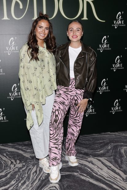 Rocío Flores y Gloria Camila Ortega en un photocall. / Gtres
