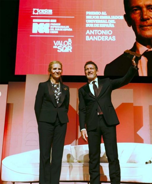 La infanta Elena junto a Antonio Banderas / Redes sociales