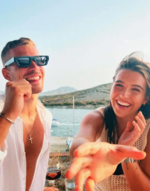 Alba Díaz y su novio Alberto / Instagram