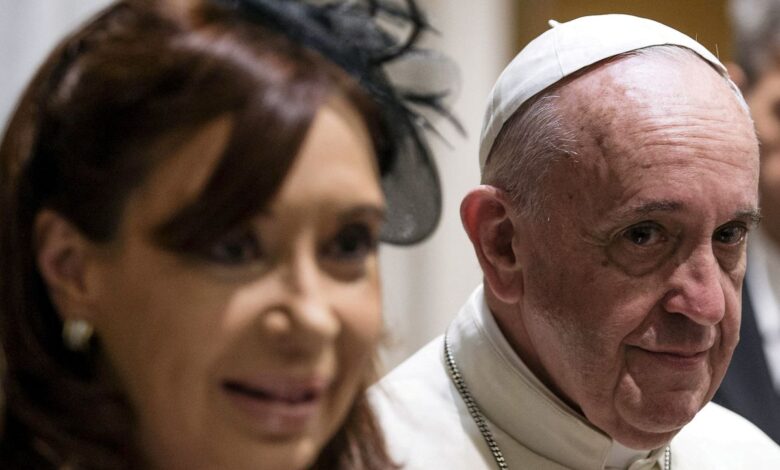 El papa Francisco revela que el kirchnerismo intentó meterlo preso: “Querían cortarme la cabeza”
