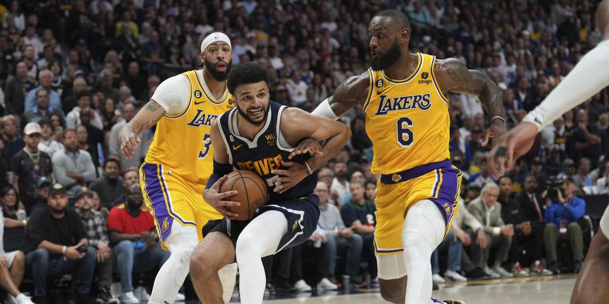 El recital de Murray despierta a los Nuggets y mantiene a raya a los Lakers