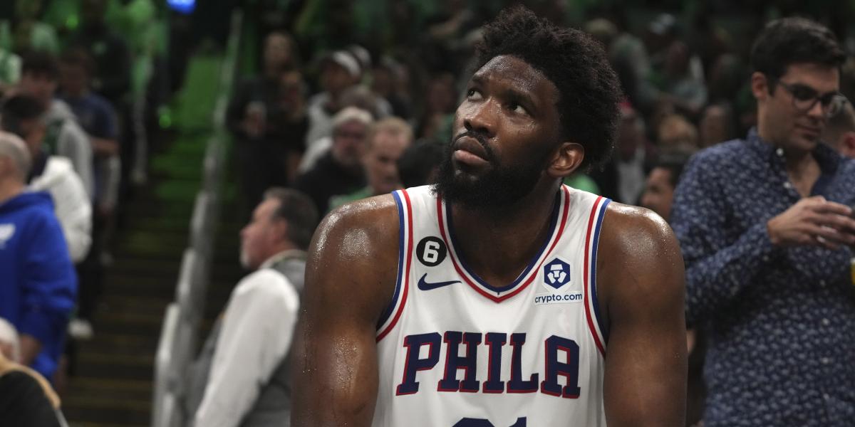 Embiid se deslegitima como MVP...y encima raja de sus compañeros
