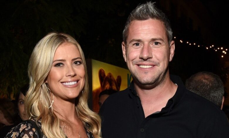 Flip or Flop star Christina Hall Haack Anstead & Ant Anstead smiling