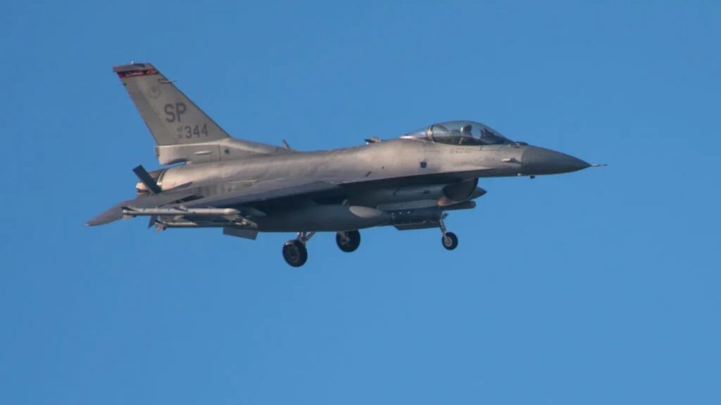 F-16 de EEUU se estrella en Osan