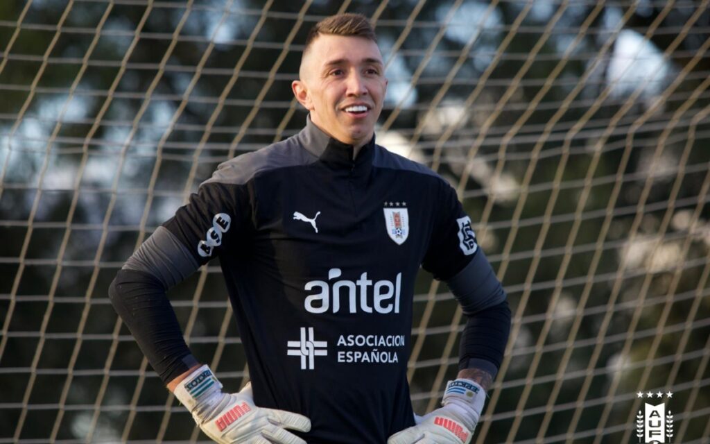 Fernando Muslera denuncia a un banco turco por estafarlo con 500 mil dólares