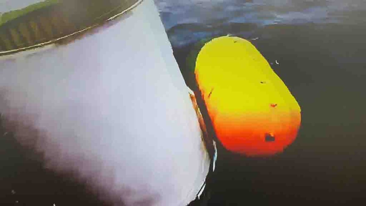 Fracasa el lanzamiento del primer satélite espía de Corea del Norte; el cohete se estrella en el mar