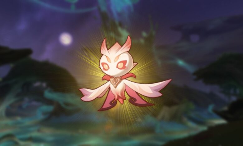 Genshin Impact's Sorush Pet with a yellow backlight, superimposed on a blurred-out image of the big tree in Realm of Farakhkert.