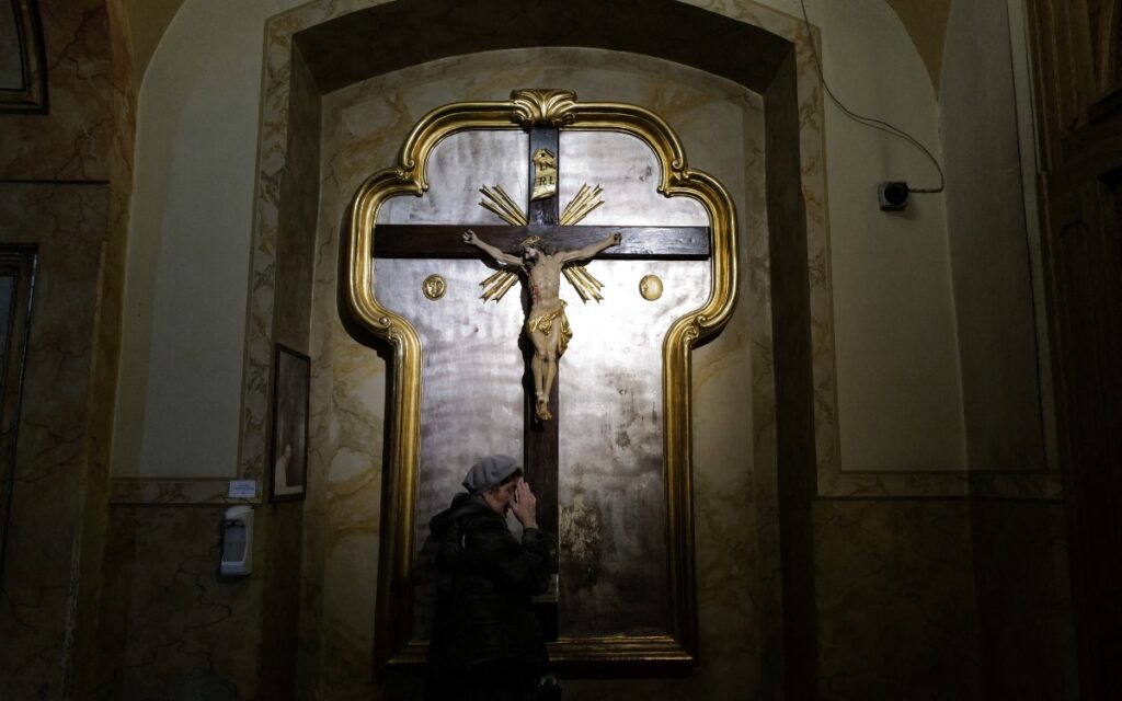 Iglesia católica condena ataques a sacerdotes; llama a construir la paz