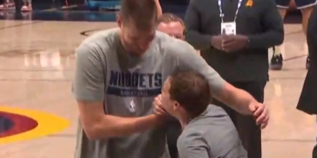 Jokic hace las paces con el dueño de los Suns con una broma