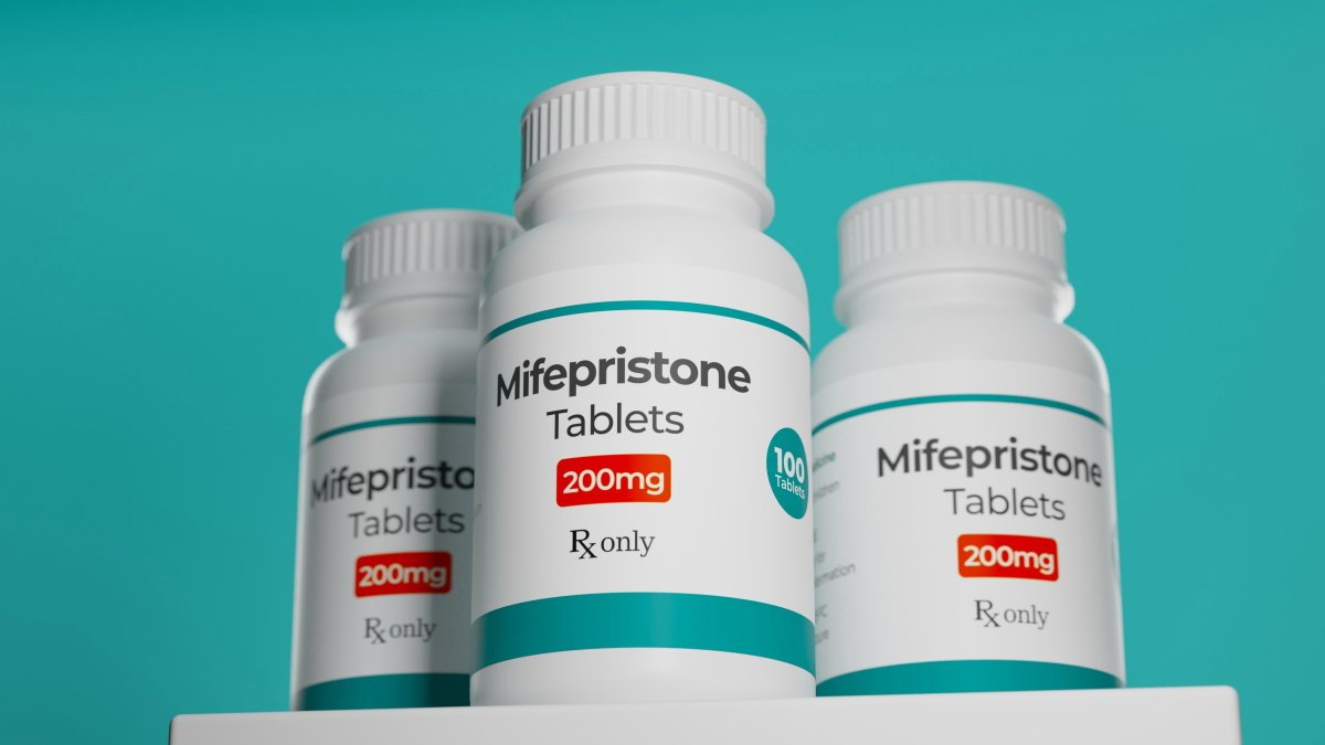 Jueces escucharán argumentos sobre la píldora abortiva Mifepristona
