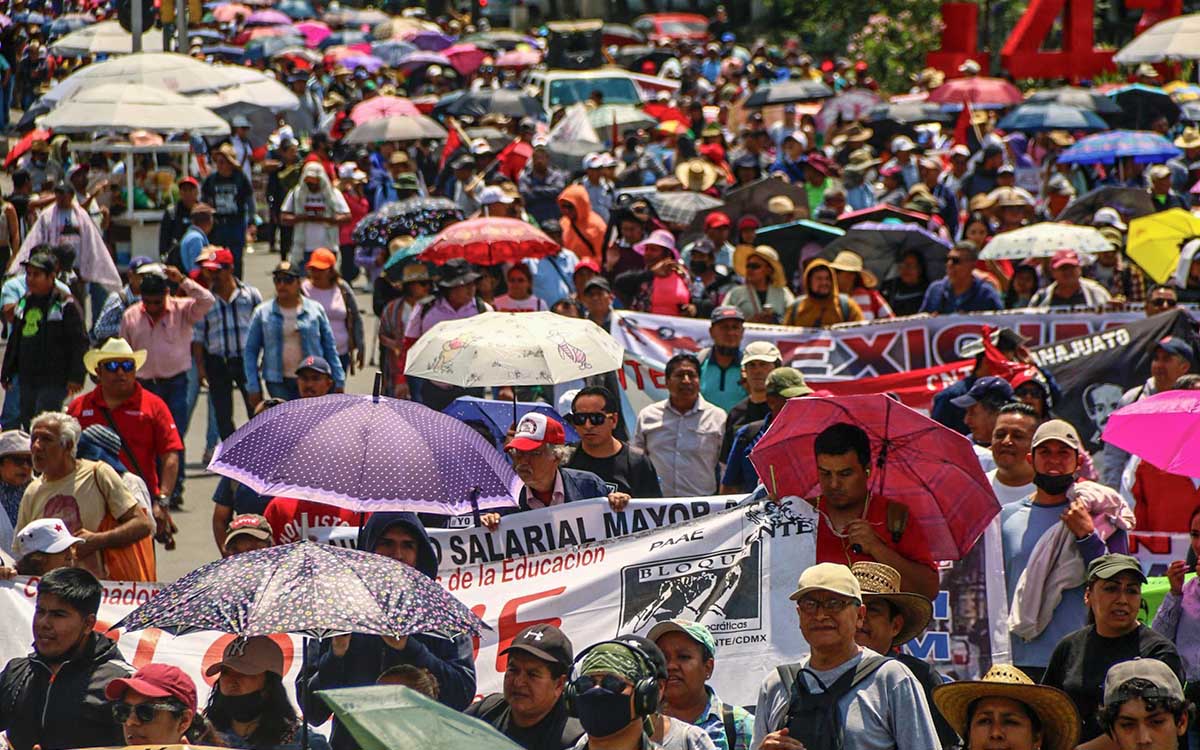 La CNTE rechaza el aumento salarial del 8.2 %