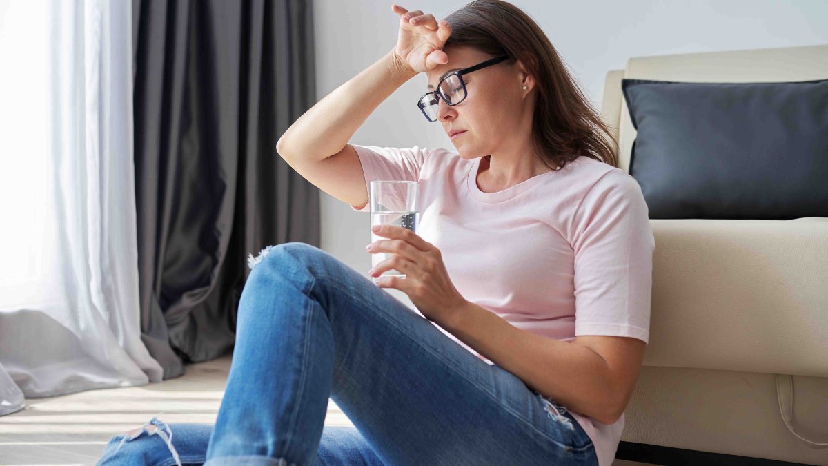 La FDA aprueba nuevo medicamento para los incómodos sofocos causados por la menopausia