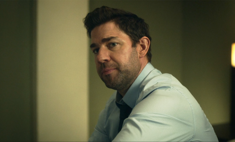 Jack Ryan looking to the side