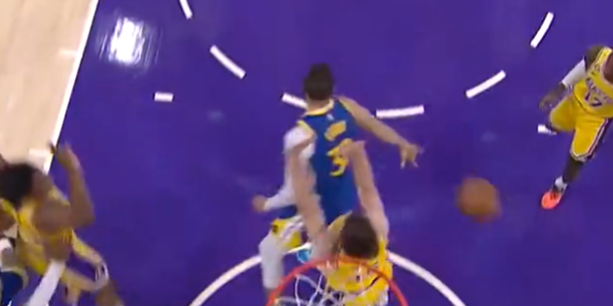 La surrealista asistencia de locos de Curry