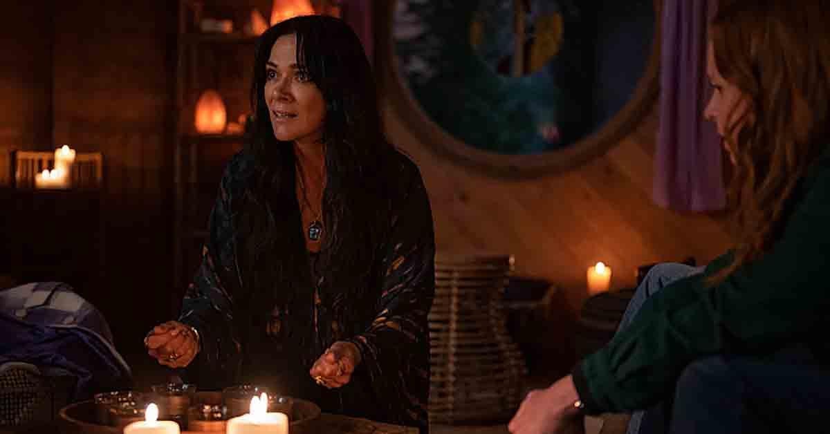 La vista previa final de la temporada 2 de Yellowjackets muestra una elección sombría