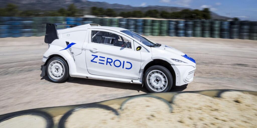 Laia Sanz, Farrés y Checa pilotarán en el E Motorsport Show del Automobile Barcelona