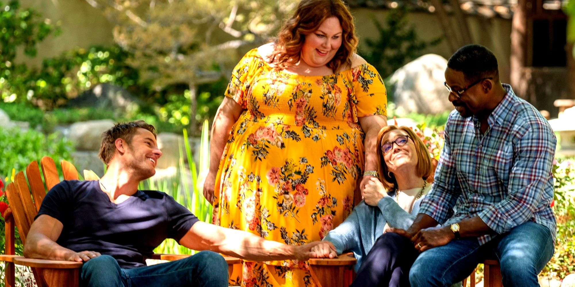 Beth with her three children in This Is Us