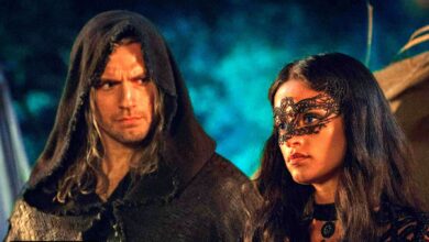 Geralt looking at Yennefer wearing a mask in The Witcher season 3