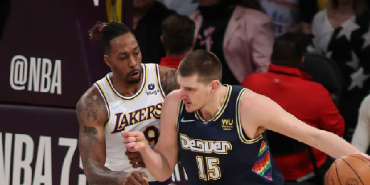 Los delirios de Dwight Howard: ¡se autoproclama mejor que Jokic!