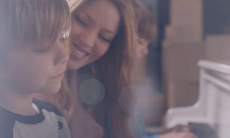 Los hijos de Piqué y Shakira, protagonistas del videoclip de 'Acróstico'