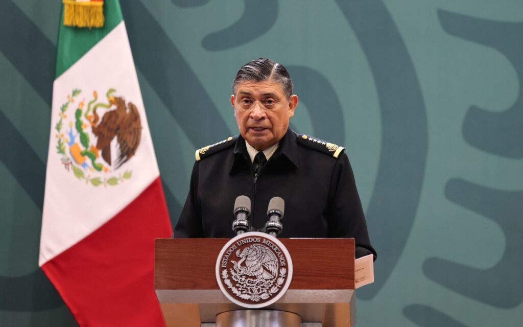 Luis Cresencio acepta compra de departamento, pero niega que valga 30 mdp