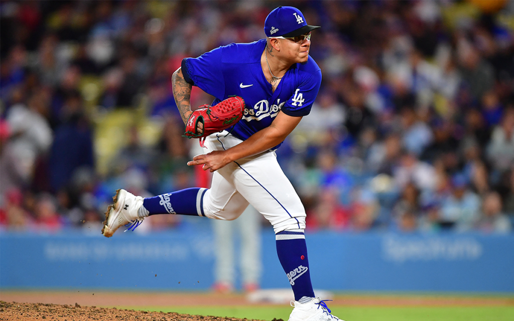 MLB: Los mexicanos Julio Urías y Patrick Sandoval brillan desde la loma