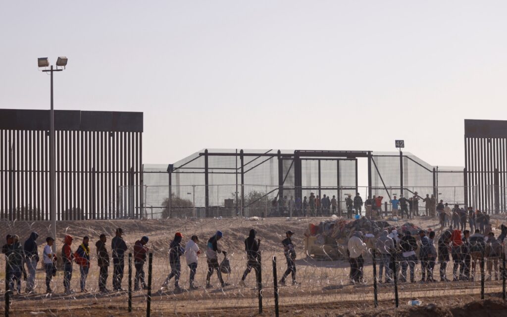 Muere niña migrante 8 años bajo custodia de autoridad migratorias de EU