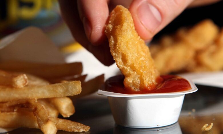 Padres demandan a McDonald’s por nugget de pollo caliente que quemó a su hija