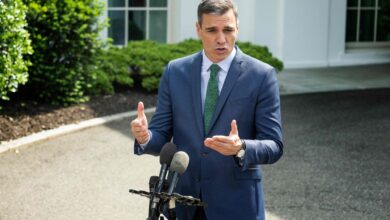 Pedro Sánchez, sobre las listas de EH Bildu con exterroristas de ETA: “Hay cosas que pueden ser legales, pero no son decentes”