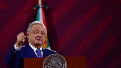 Peso resiste a incertidumbre por deuda en EU: AMLO