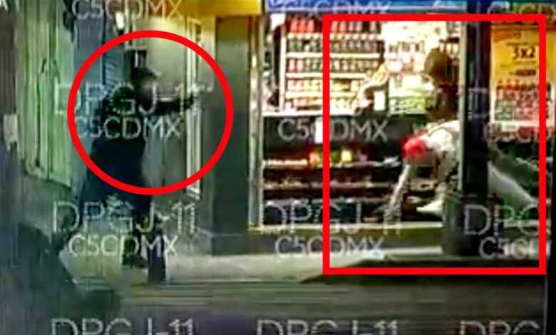 Policía se enfrenta a cuatro asaltantes y mata a uno en CDMX | Video