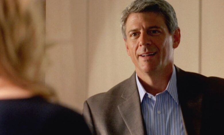 Ted discusses his IRS problem with Skyler in Breaking Bad