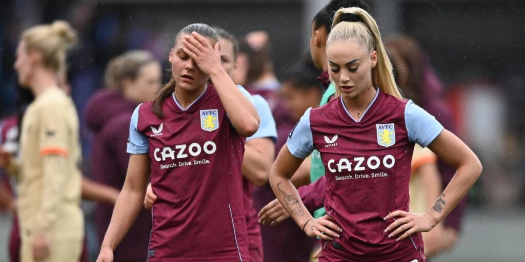 Rashford defiende a Alisha Lehmann de un grupo de acosadores