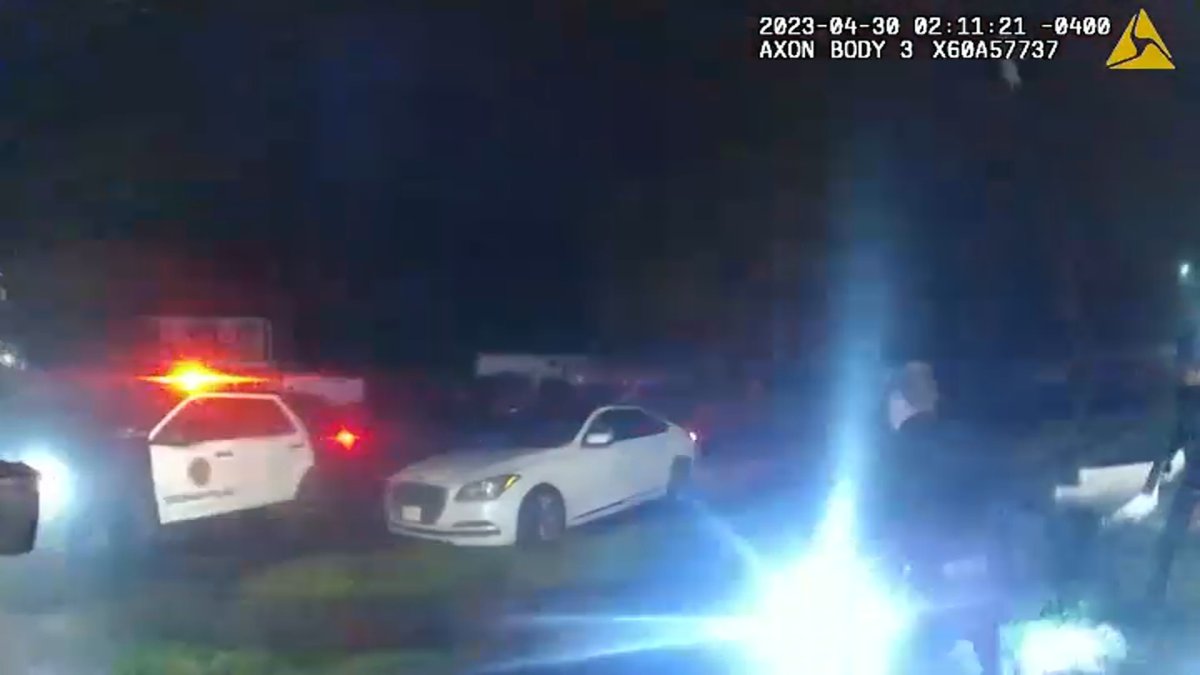 Revelan video de “vecinos del infierno” chocando patrullas en NJ