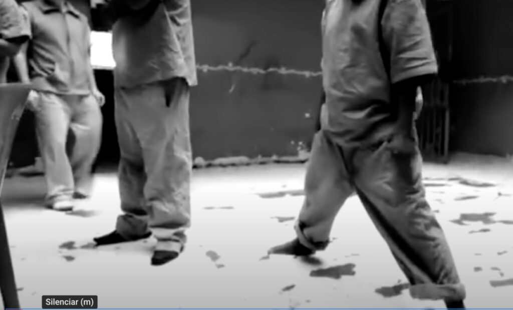 Riña en penal de Santa Martha deja tres reos muertos, destituyen a director