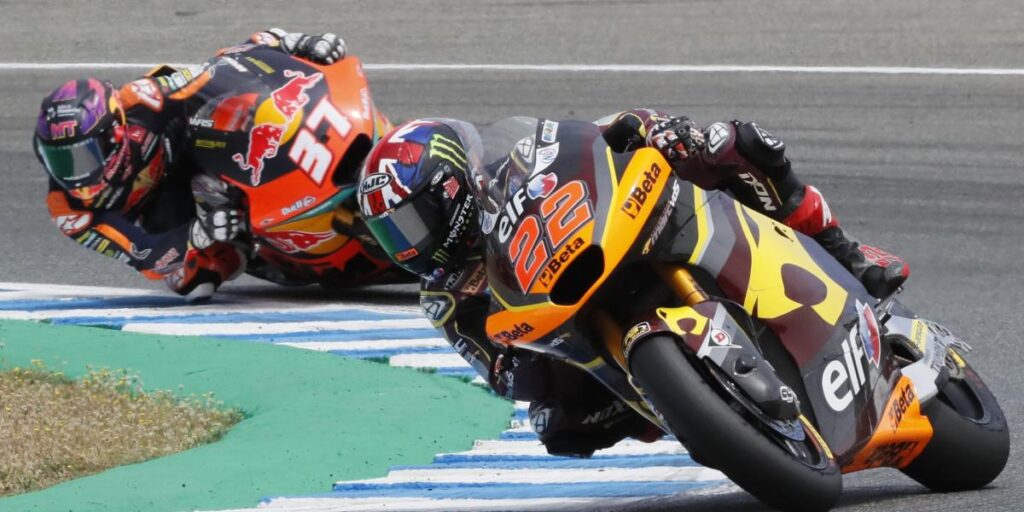 Sam Lowes sigue en racha en Le Mans pese a dos caídas