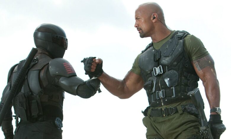 Snake Eyes and Roadblock shake hands in G.I. Joe: Retaliation