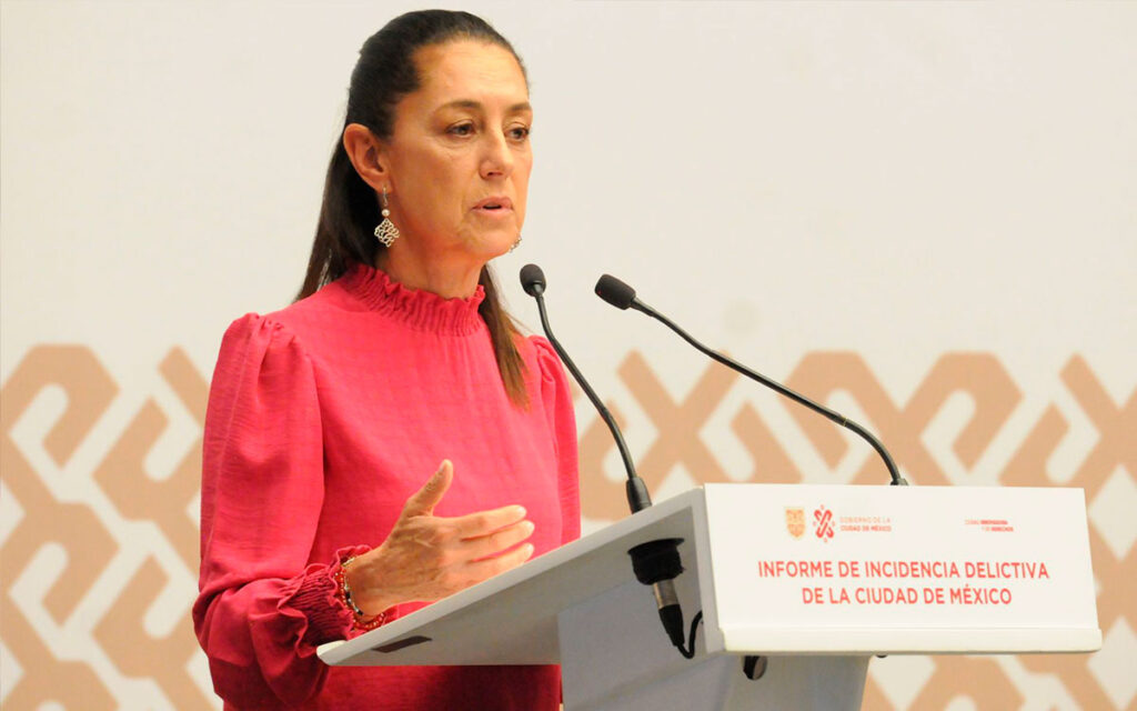 Sheinbaum llama 'majadero' al senador Kennedy por comentarios racistas sobre México