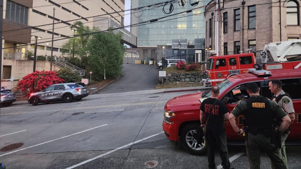 Siete reclusos fueron hospitalizados bajo sospecha de sobredosis de fentanilo