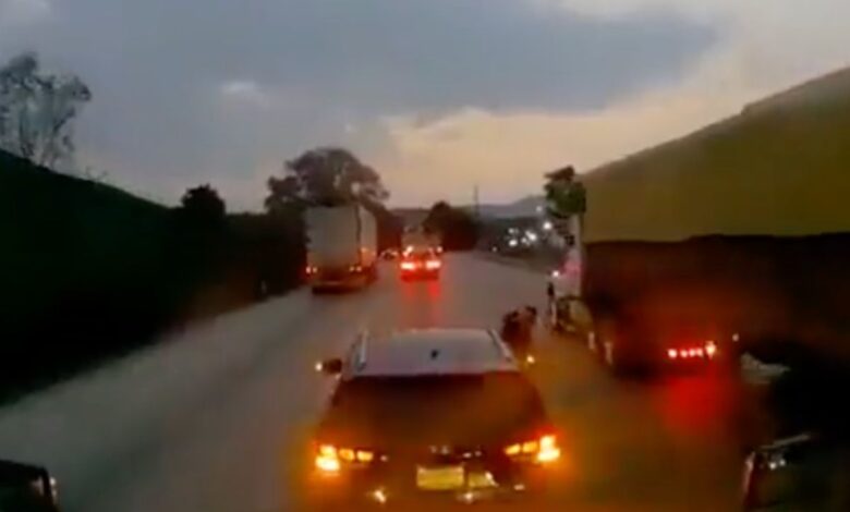 Sujetos disparan a camionero en autopista México-Querétaro | Video
