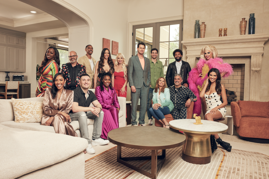 la-cabra-cast.png la-cabra-cast.png
