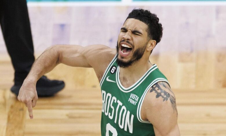 Un histórico Tatum con 51 puntos se come a Embiid y los Celtics se citan con los Heat