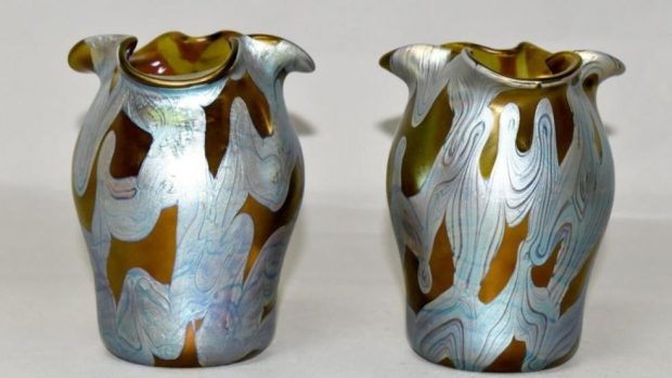 Una británica compra unos jarrones en un mercadillo por 8 euros y se hace rica vendiéndolos en una subasta a este precio