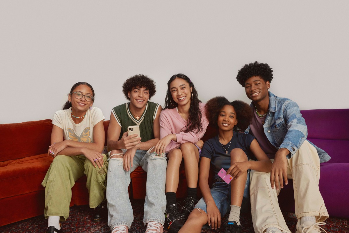 Venmo se dirige a consumidores jóvenes y padres con nuevas cuentas para adolescentes y tarjetas de débito